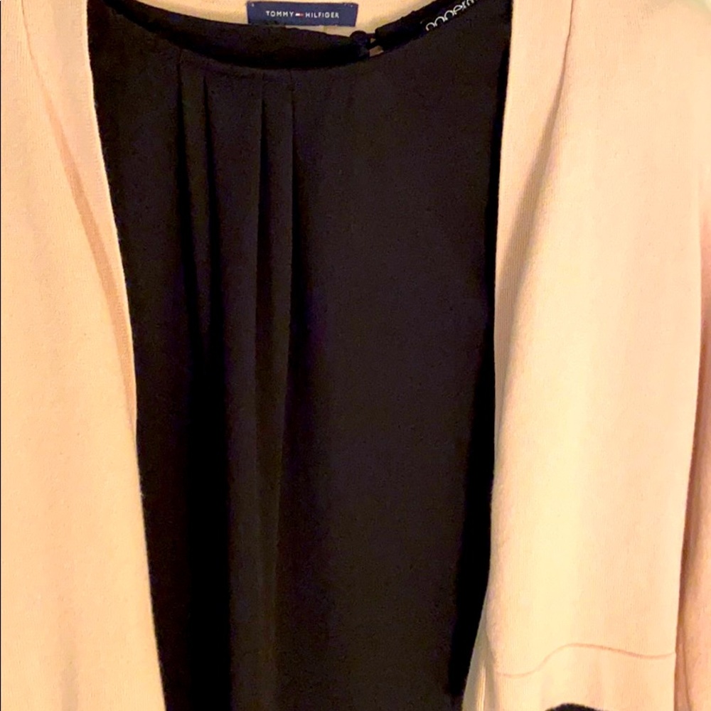 Button shoulder top